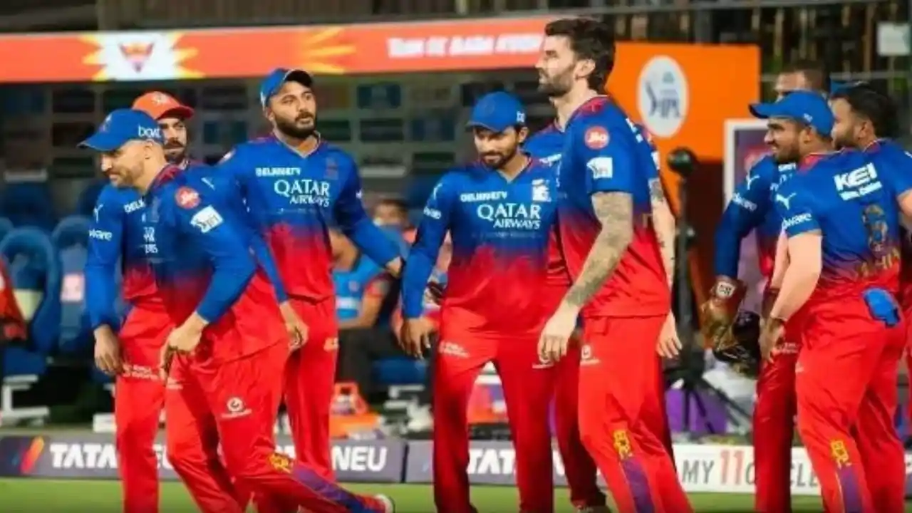 https://www.mobilemasala.com/khel/RCB-Vs-RR-Batting-first-or-bowling-which-advantage-does-Bengaluru-have-in-Ahmedabad-hi-i265726